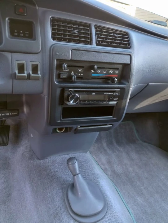 1998 Toyota T100 - Image 11 of 19