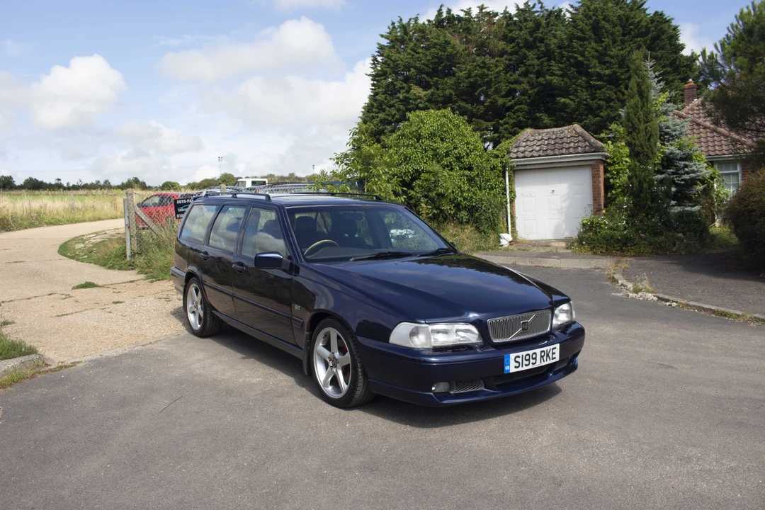 1998 Volvo V70 R 1st Gen - Image 10 of 31