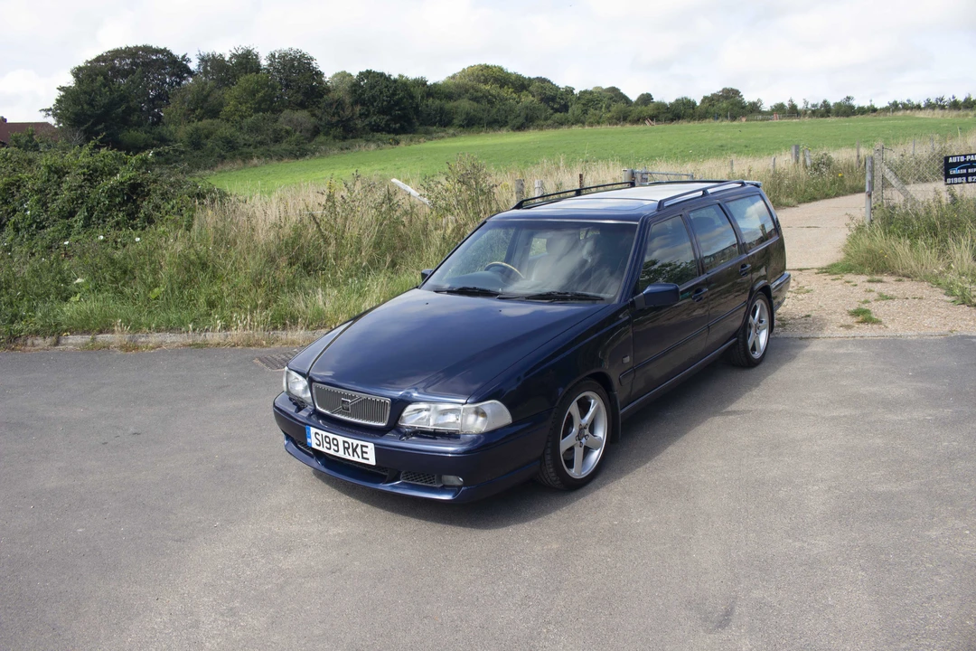 1998 Volvo V70 R 1st Gen - Image 13 of 31