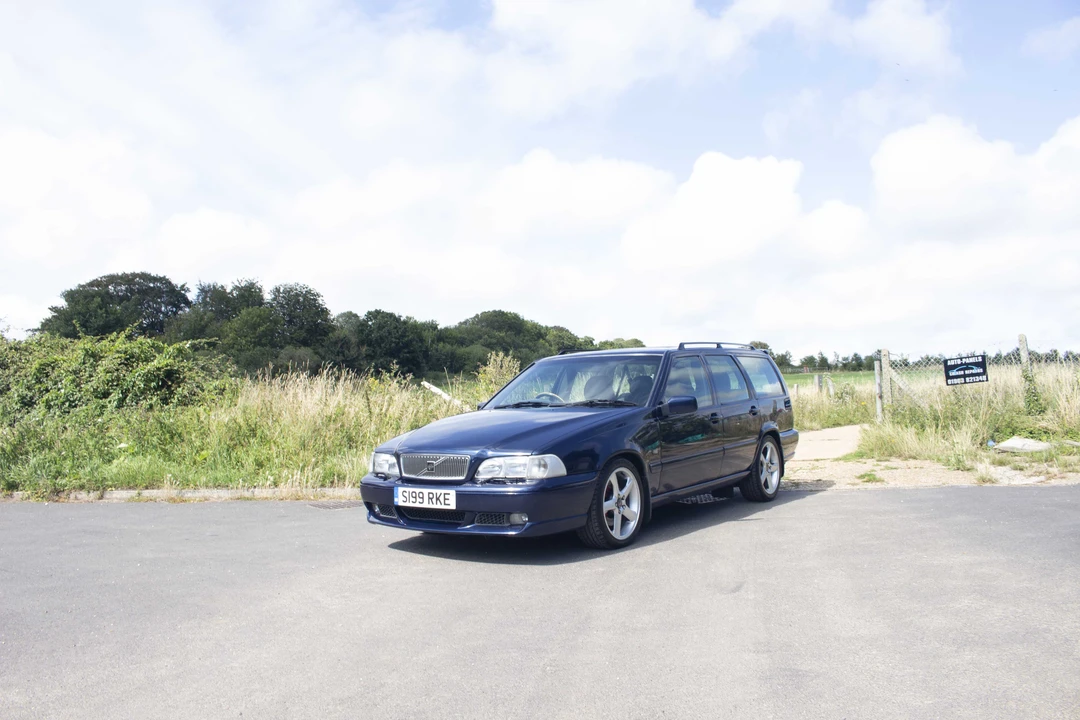 1998 Volvo V70 R 1st Gen - Image 14 of 31