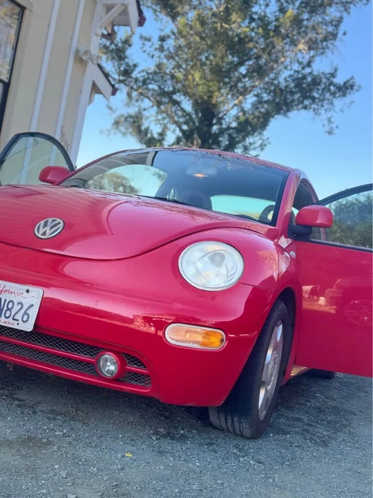 1998 Volkswagen Beetle - Image 2 of 4
