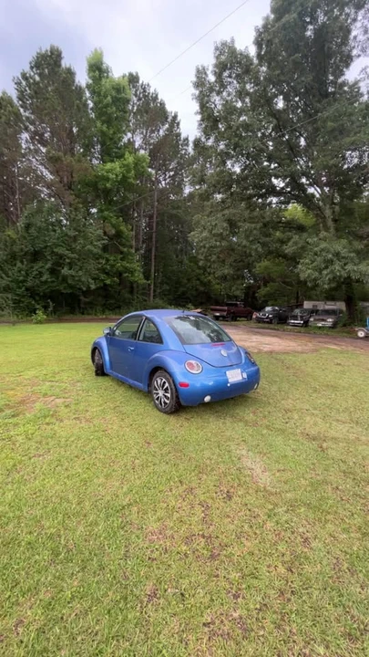1998 Volkswagen Beetle (1980-2003) - Image 13 of 14