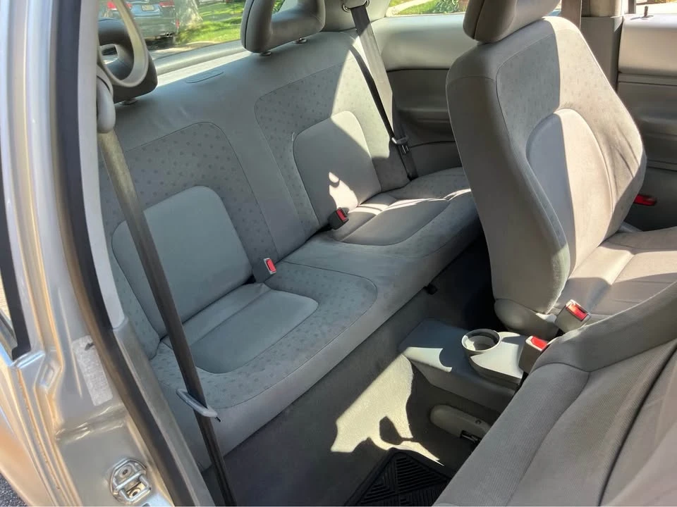 1998 Volkswagen New Beetle - Image 9 of 10