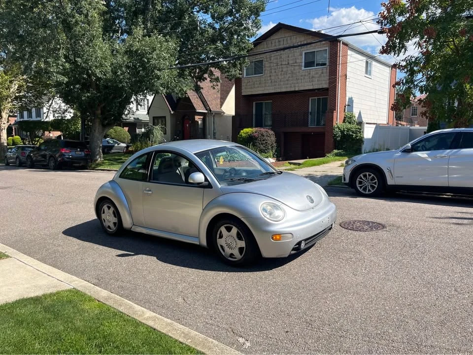 1998 Volkswagen New Beetle - Image 2 of 10