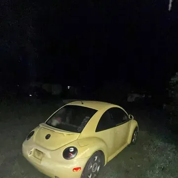 1998 Volkswagen Beetle 2.0T Coast Hatchback 2D