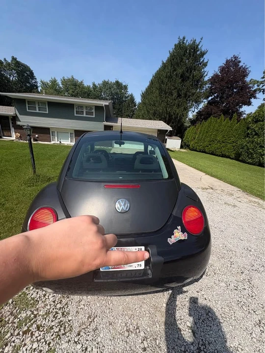 1998 Volkswagen New Beetle - Image 3 of 8