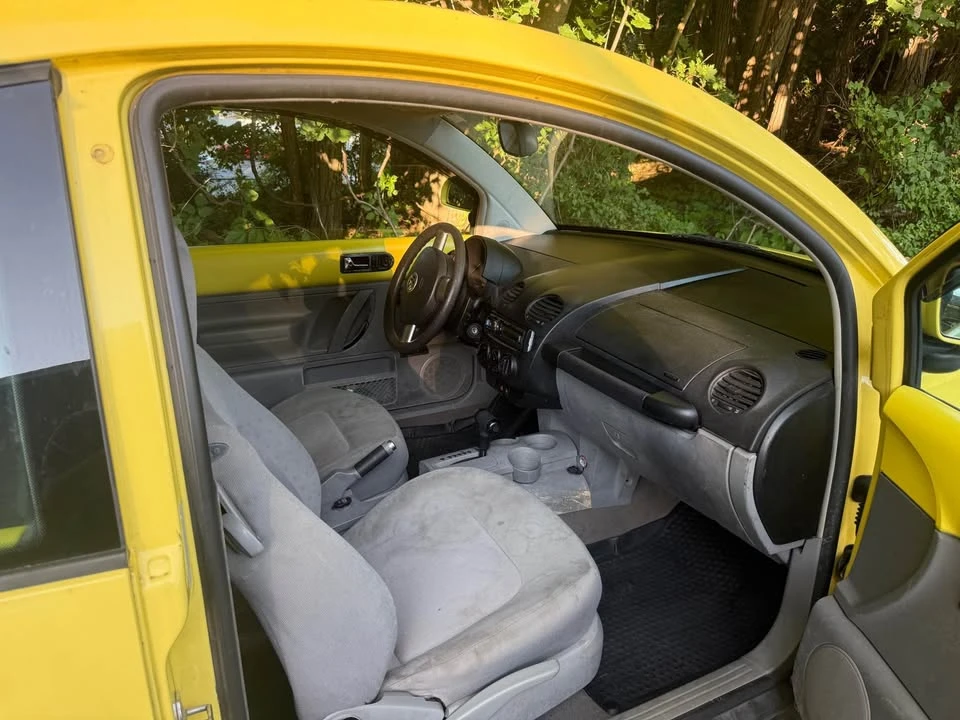 1998 Volkswagen New Beetle - Image 2 of 5