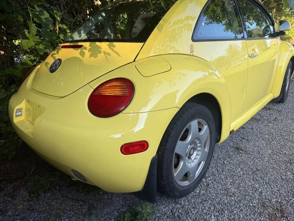 1998 Volkswagen New Beetle - Image 5 of 5