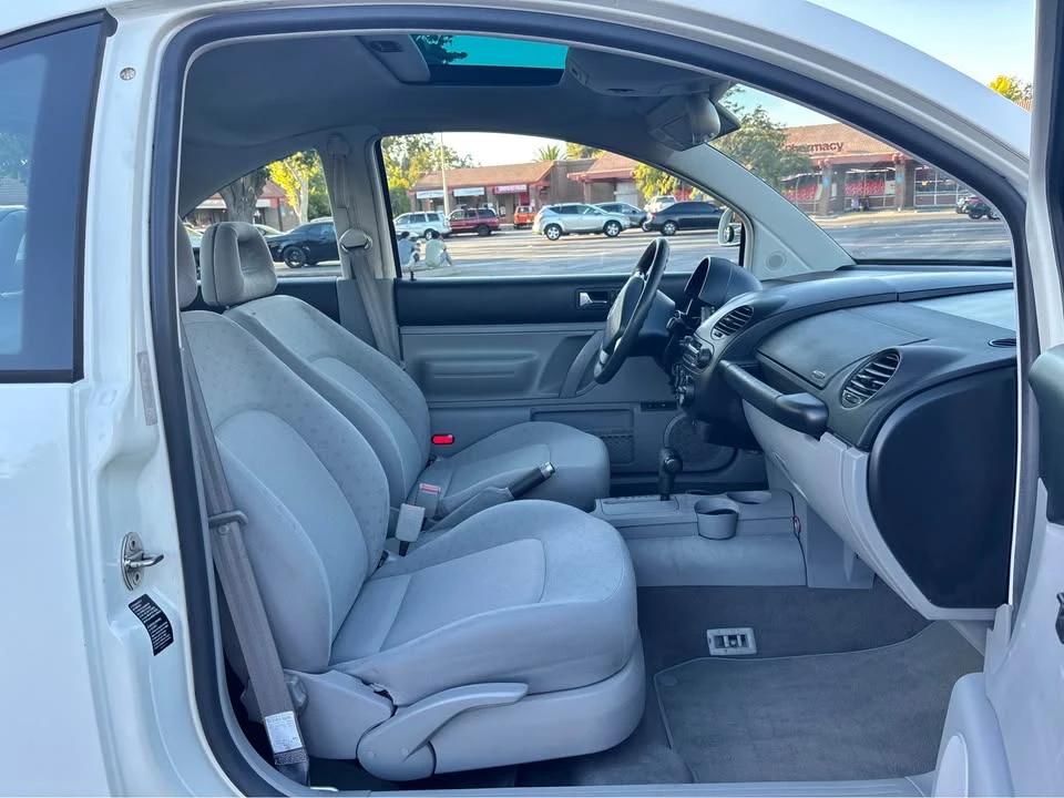1998 Volkswagen New Beetle - Image 16 of 20