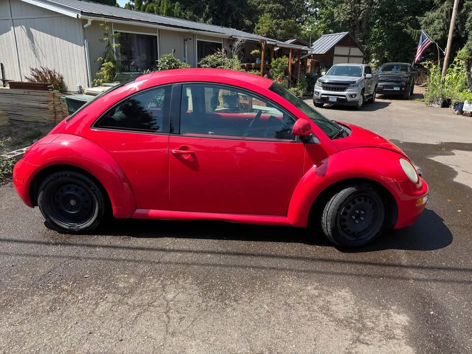 1998 Volkswagen New Beetle - Image 2 of 9
