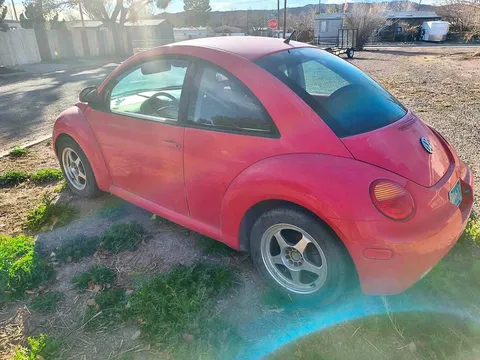 1998 Volkswagen Beetle Hatchback 2D