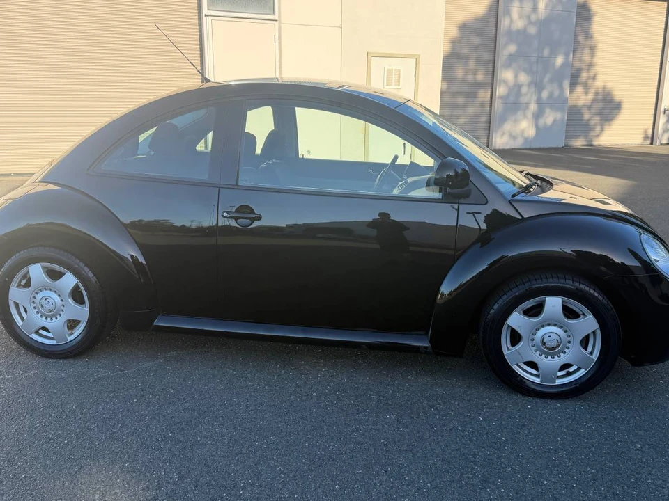 1998 Volkswagen New Beetle - Image 4 of 12