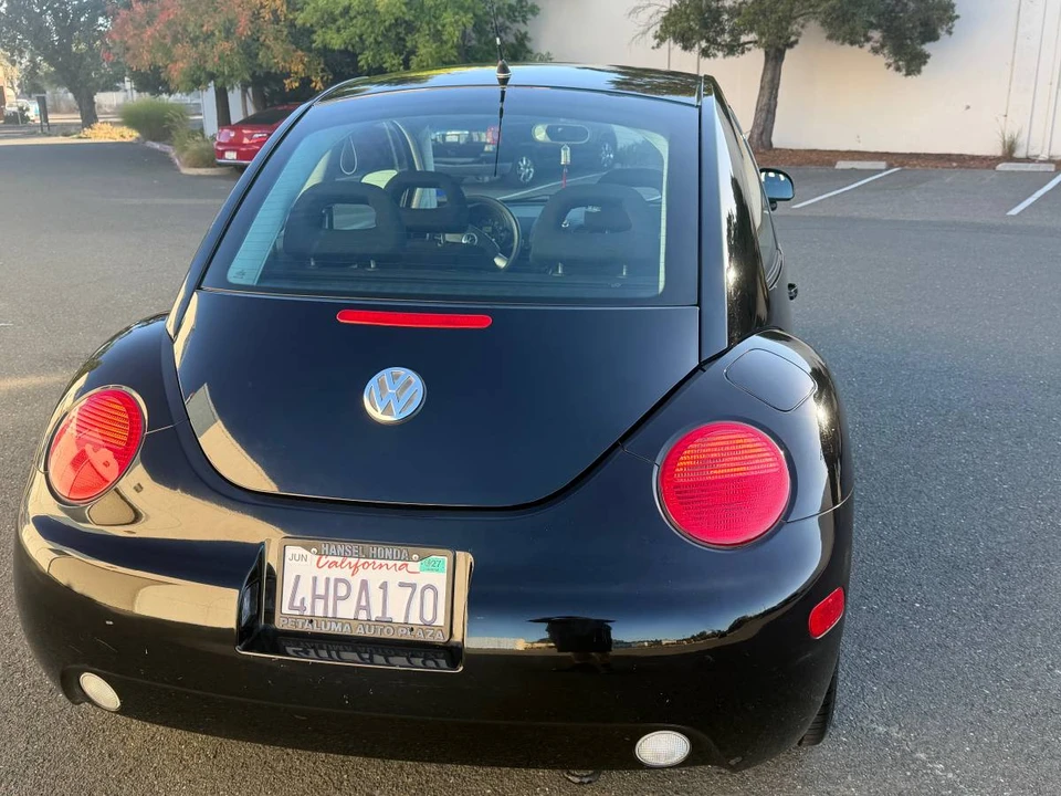 1998 Volkswagen New Beetle - Image 6 of 12