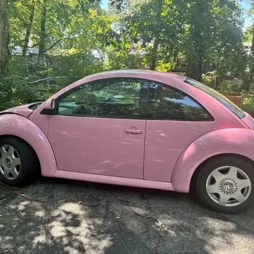 1998 Volkswagen Beetle Hatchback 2D