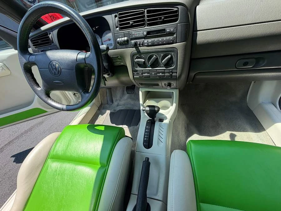 1998 Volkswagen - Image 28 of 31