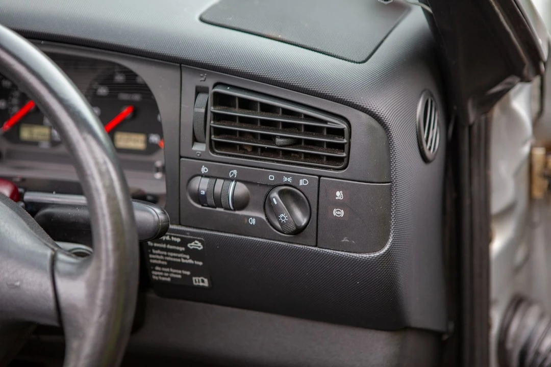 1998 Volkswagen Golf Cabrio Mk3 - Image 26 of 30