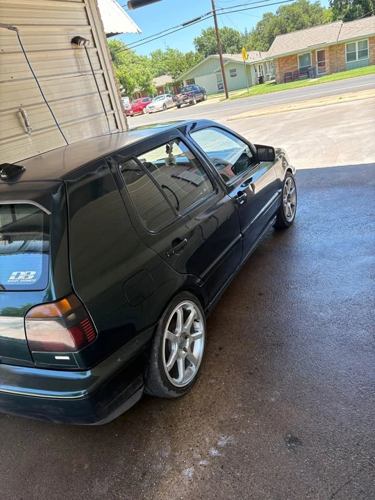 1998 Volkswagen Golf - Image 5 of 10
