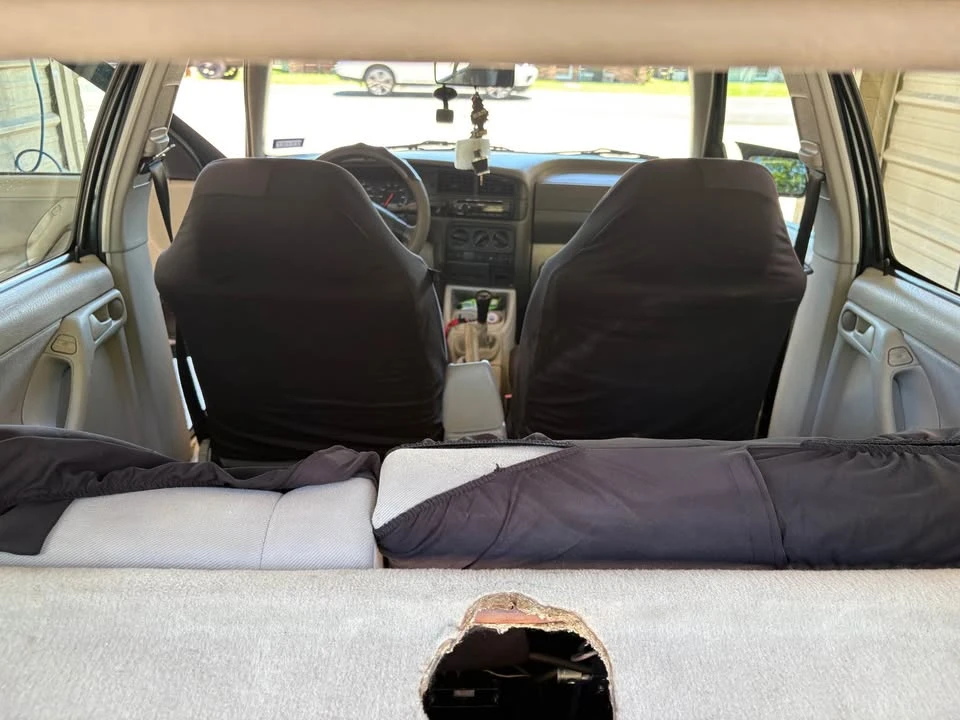 1998 Volkswagen Golf - Image 9 of 10