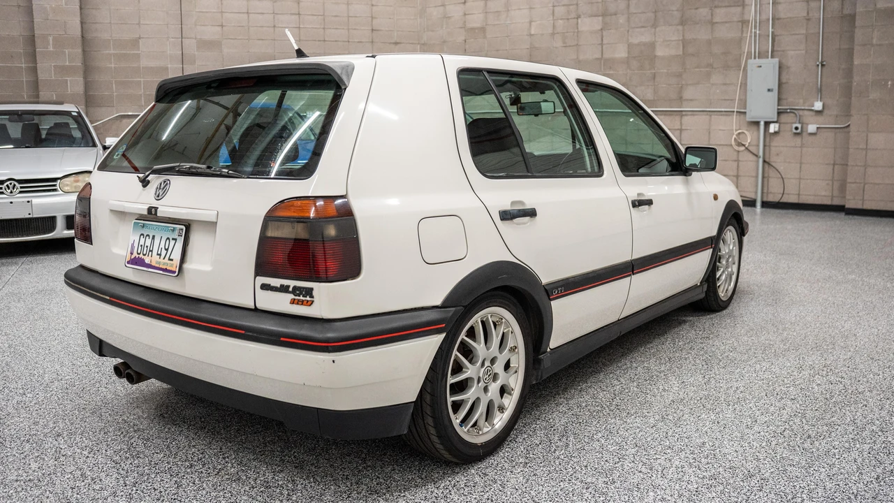 1998 Volkswagen GTI Mk3 - Image 12 of 31
