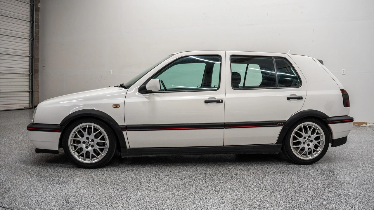 1998 Volkswagen GTI Mk3 - Image 8 of 31