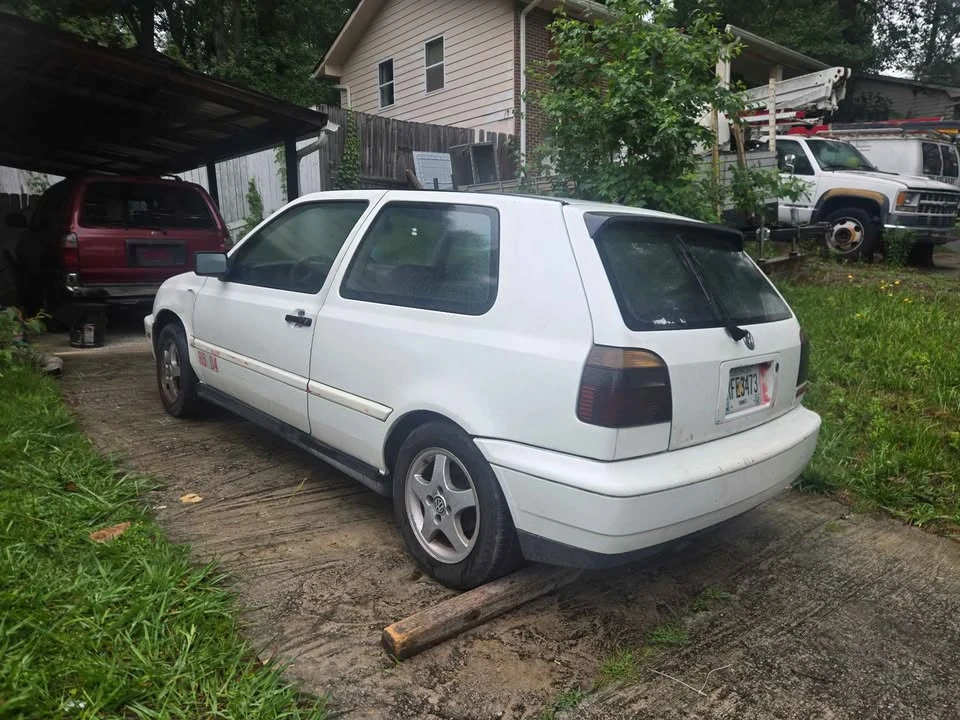 1998 Volkswagen Golf - Image 4 of 9