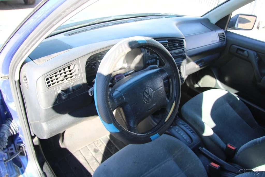 1998 Volkswagen A3 Jetta - Image 14 of 21