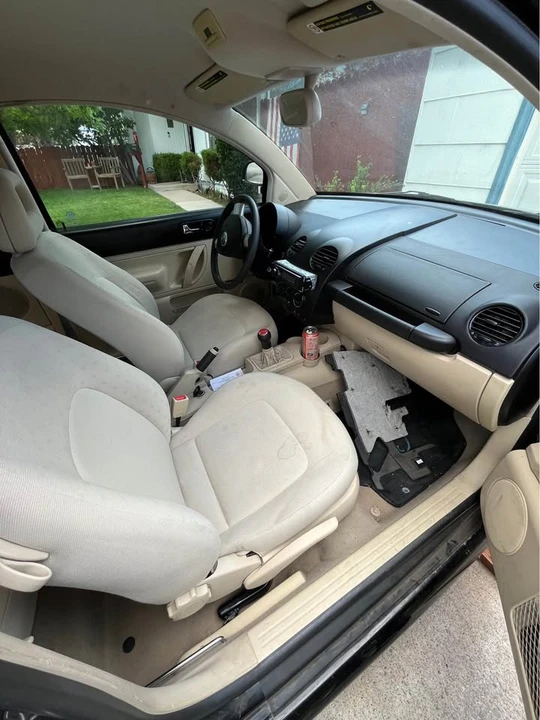 1998 Volkswagen New Beetle - Image 5 of 7