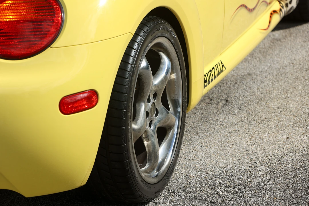 1998 Volkswagen New Beetle - Image 9 of 31