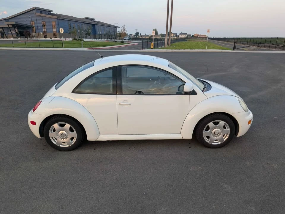 1998 Volkswagen New Beetle - Image 7 of 20
