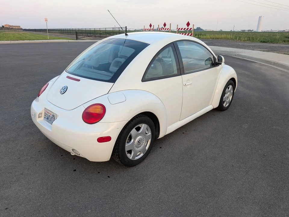 1998 Volkswagen New Beetle - Image 6 of 20