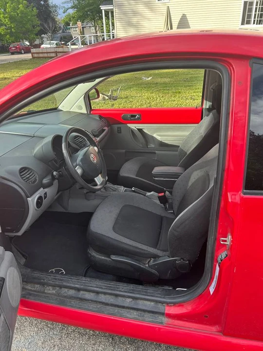 1998 Volkswagen New Beetle - Image 10 of 10