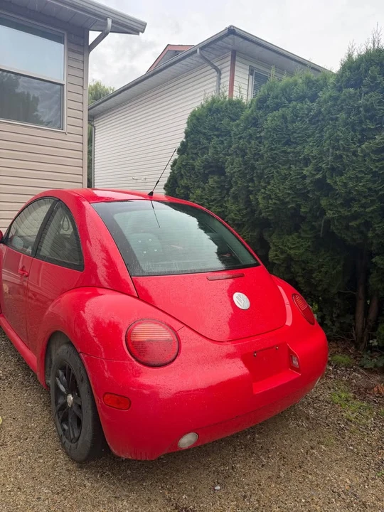 1998 Volkswagen New Beetle - Image 3 of 6