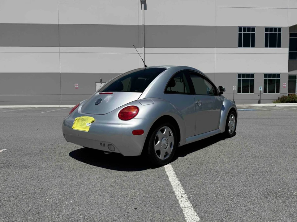 1998 Volkswagen New Beetle - Image 15 of 16