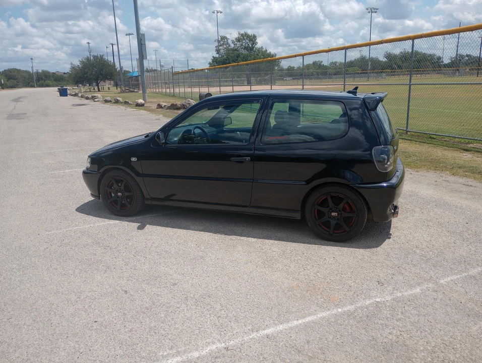 1998 Volkswagen Polo - Image 9 of 31
