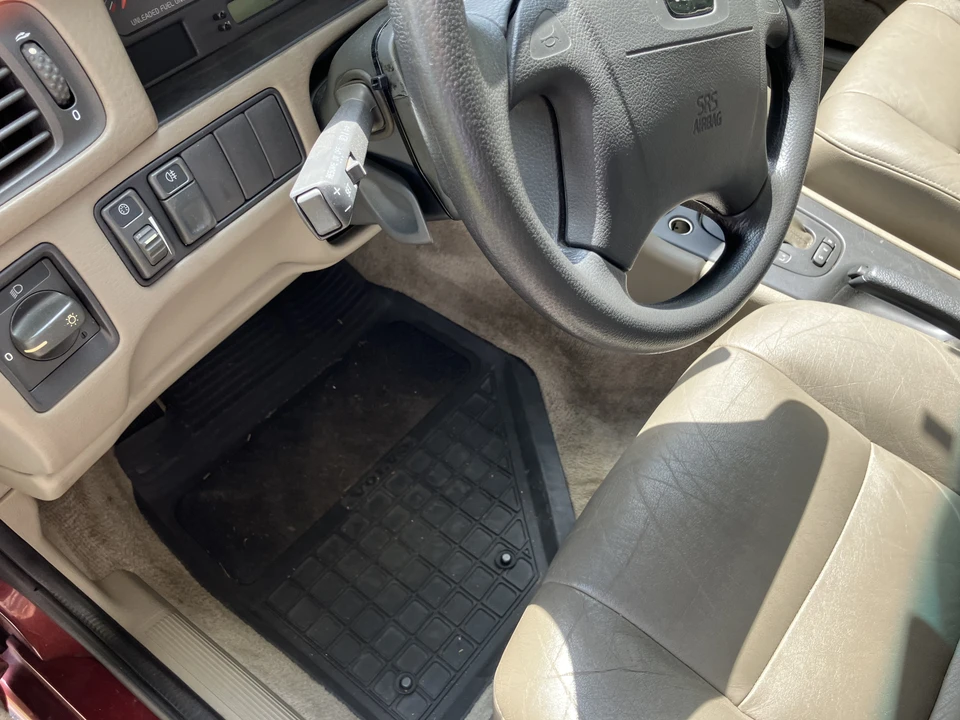 1998 Volvo S70 - Image 27 of 31