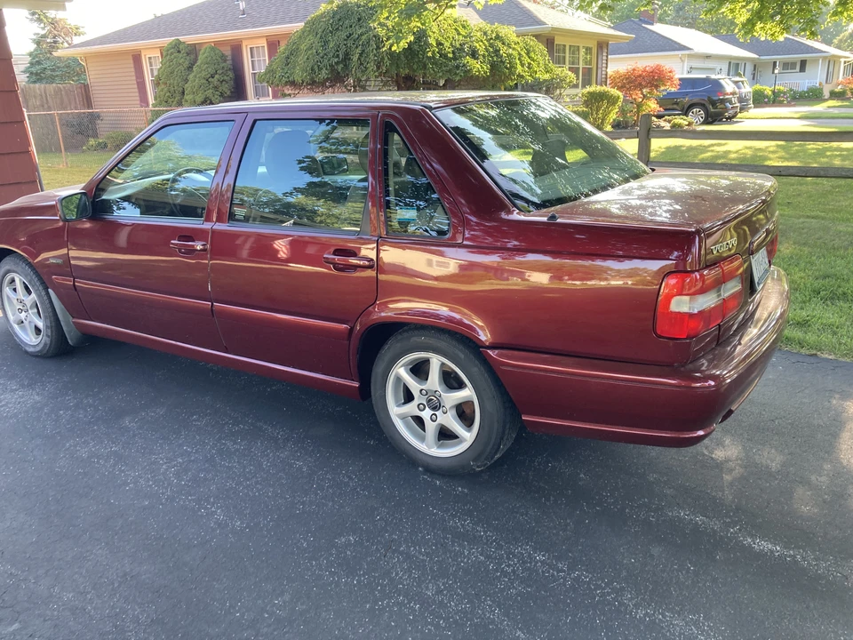 1998 Volvo S70 - Image 3 of 31