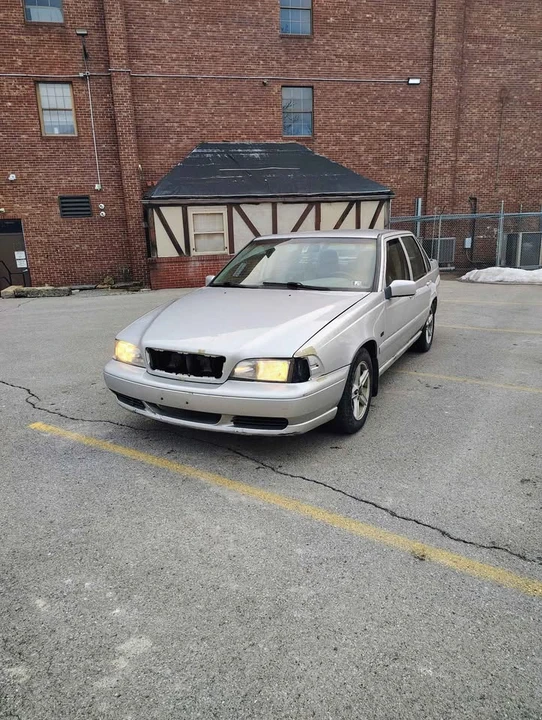 1998 Volvo S70 - Image 3 of 18