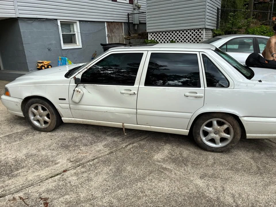 1998 Volvo S70 - Image 2 of 6