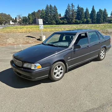 1998 Volvo S70 T-5 Sedan 4D