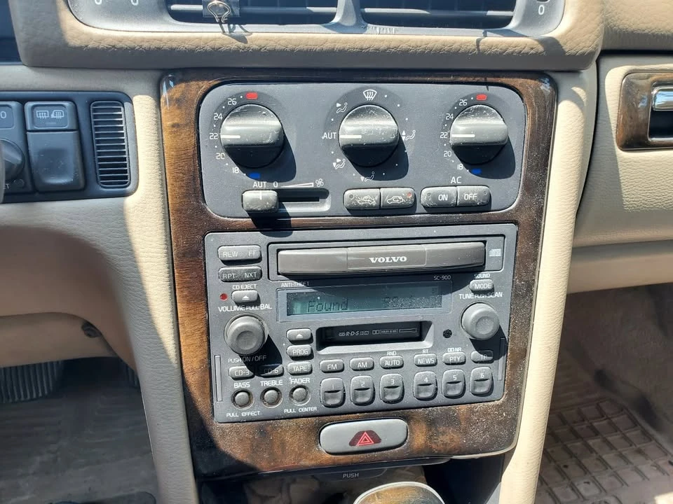 1998 Volvo S70 - Image 6 of 8