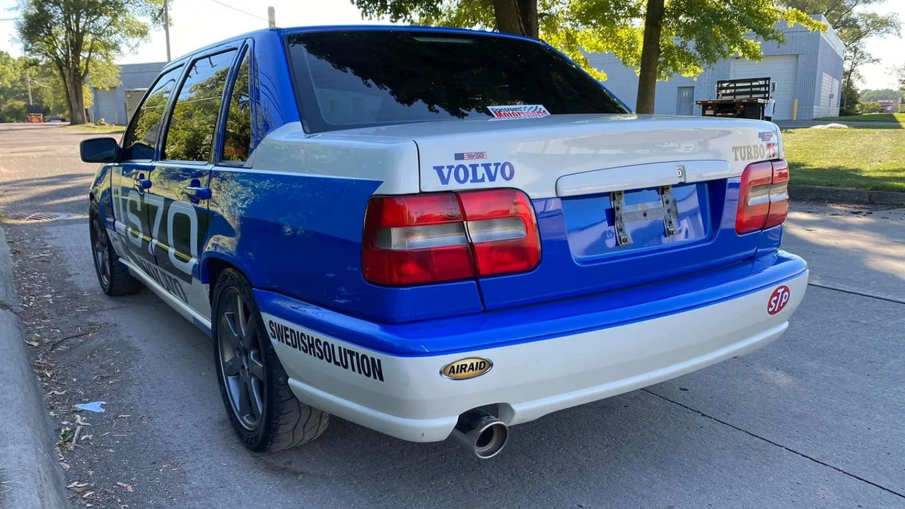 1998 Volvo S70 - Image 2 of 13