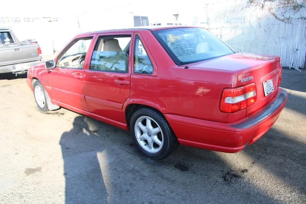 1998 Volvo S70 - Image 4 of 21