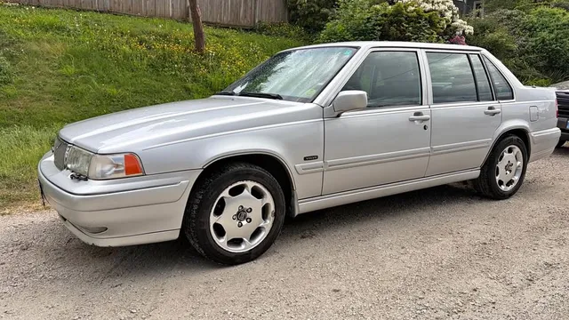 1998 Volvo S90