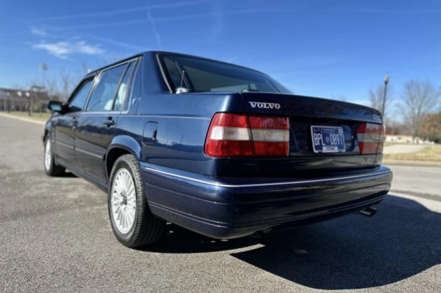 1998 Volvo 960 - Image 2 of 8