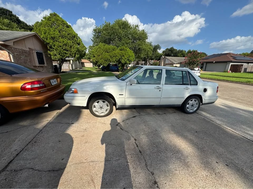 1998 Volvo 940 - Image 2 of 9