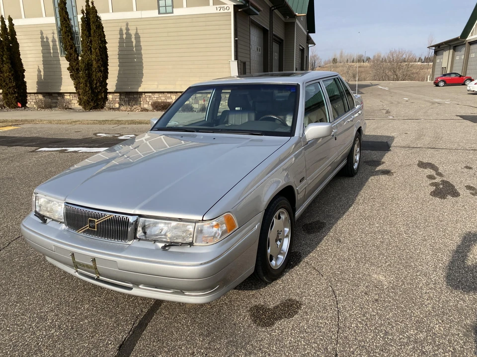 1998 Volvo S90 - Image 8 of 31