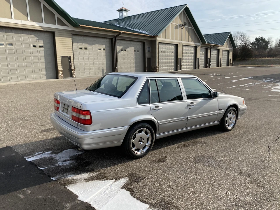 1998 Volvo S90 - Image 30 of 31