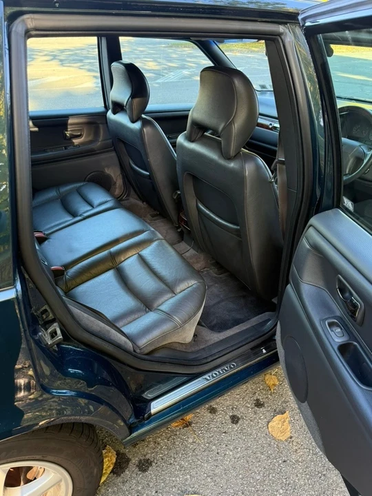 1998 Volvo V70 1st Gen - Image 10 of 21