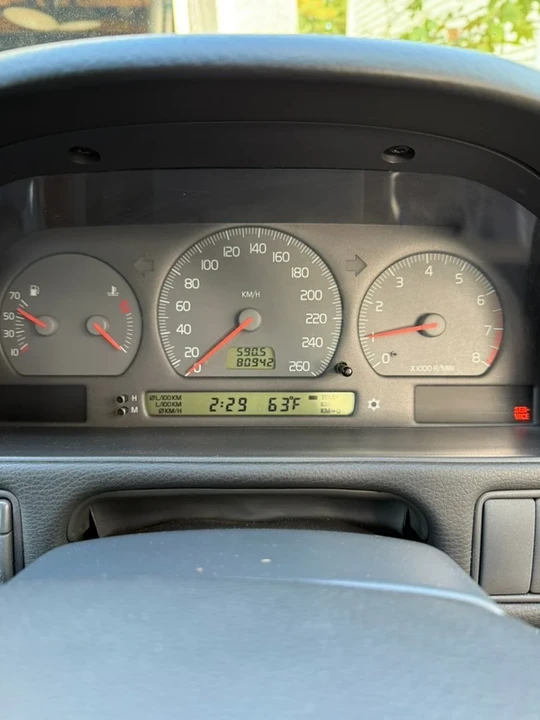 1998 Volvo V70 1st Gen - Image 11 of 21
