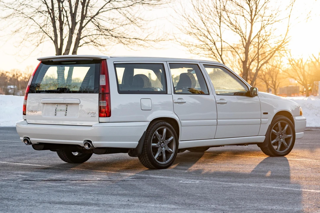 1998 Volvo V70 XC 1st Gen - Image 4 of 31